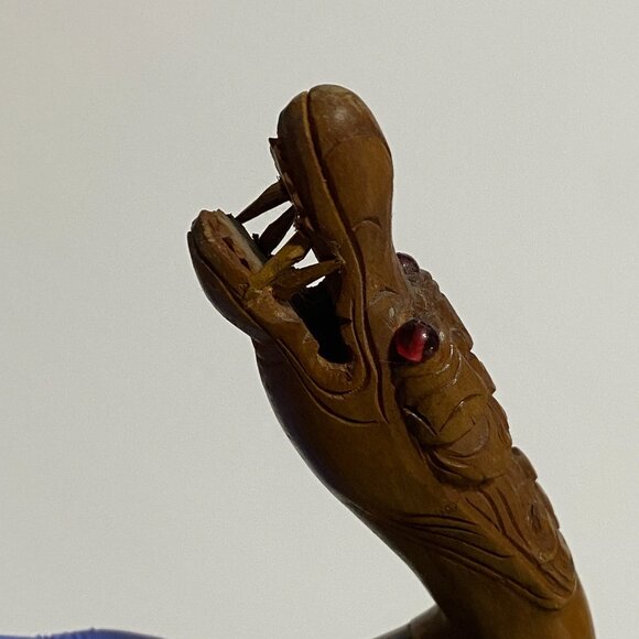 Rare & Unique VTG Wooden Hand Carved Walking Cane Red Eyes Dragon Stick Handle. - Picture 15 of 17